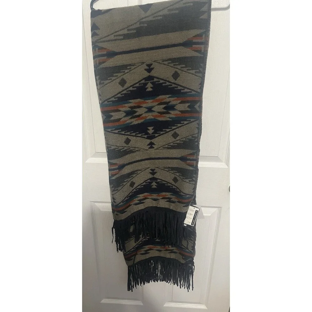 Steve Madden Blanket Wrap‎ Scarf Southwestern Aztec Fringe NWT